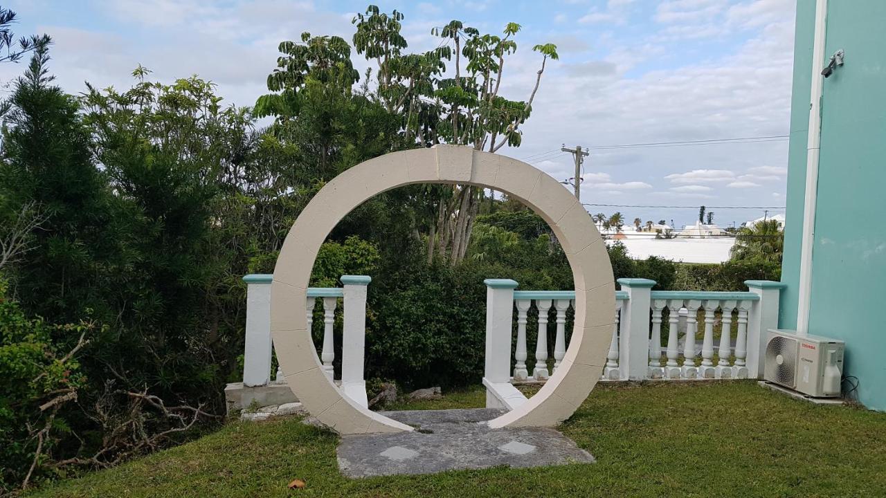 Апартаменты Airbab Moon Gate West Маунт-Плезант Экстерьер фото